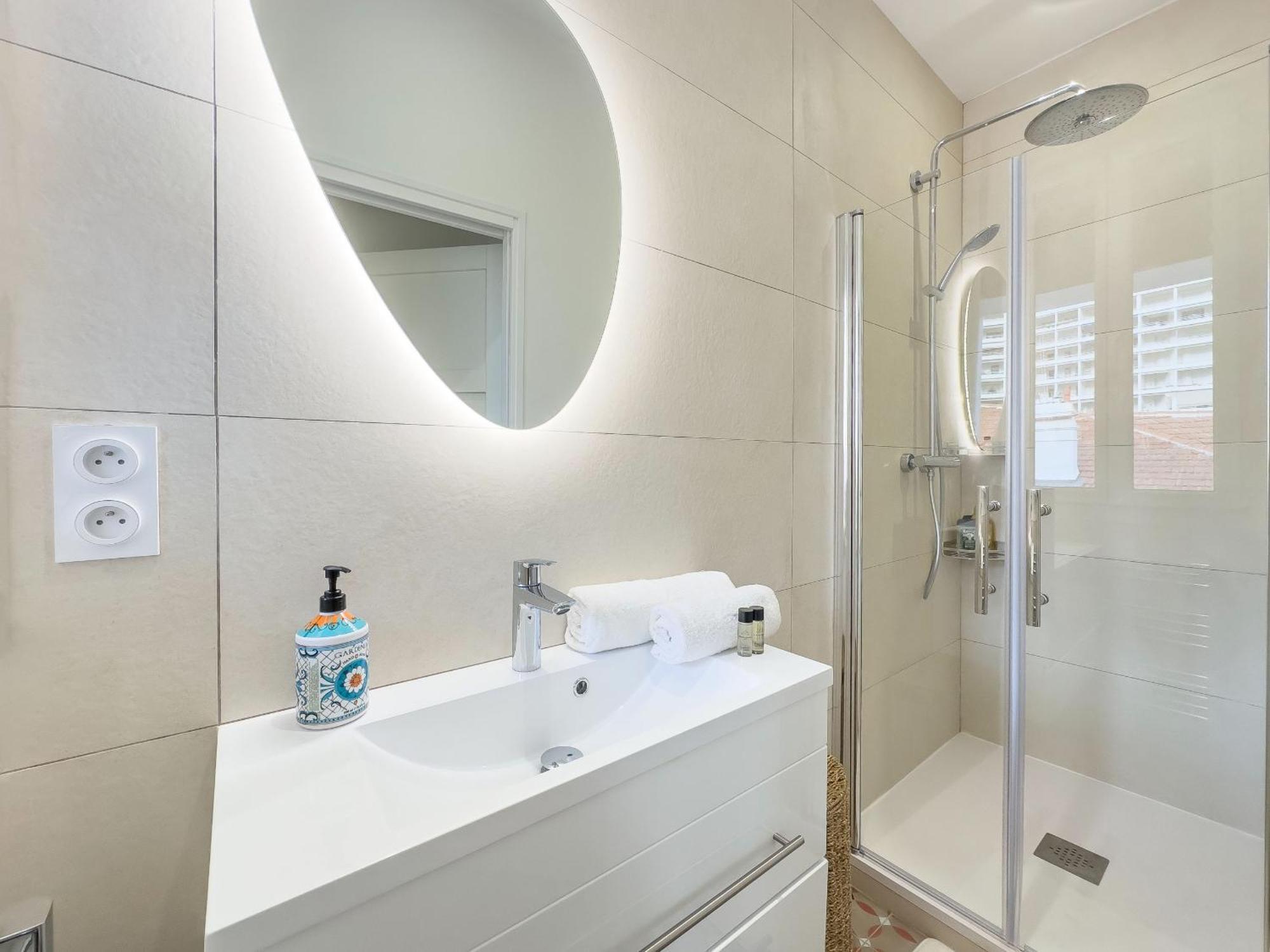 Le Duplex By Winsome Destination *